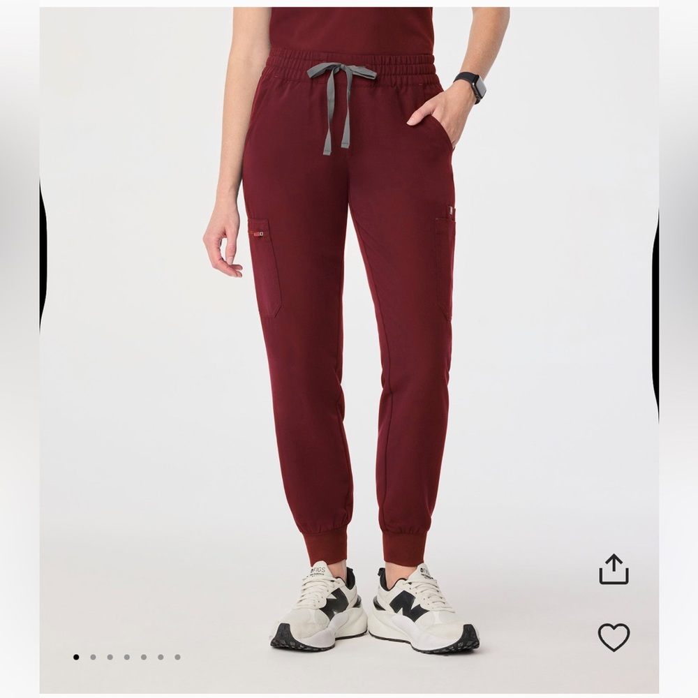 Figs Women's Burgundy Uman Relaxed Jogger Scrub Pants - Medium
